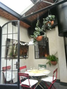 patio del restaurante La Pescadería