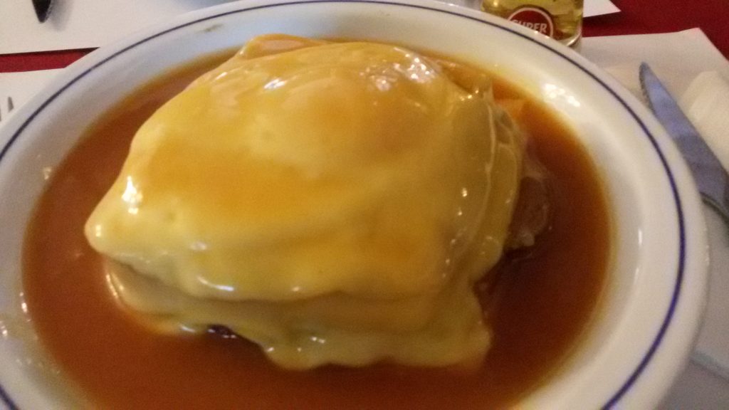 Francesinha en Aviz