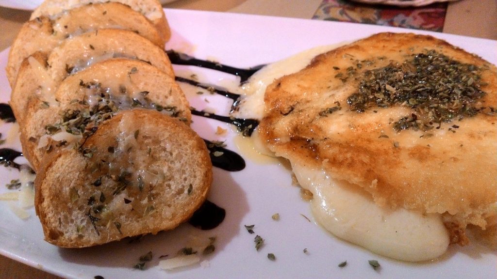 provolone al orégano en Che Pibita