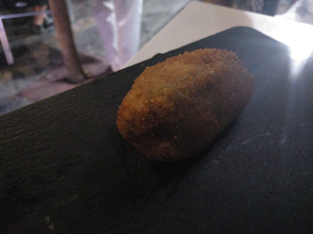 Croquetón en Taberna Mediática