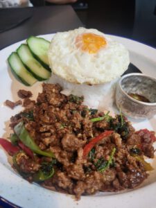 Pui Thai Tapas Pad Ka Prao Neu Madrid